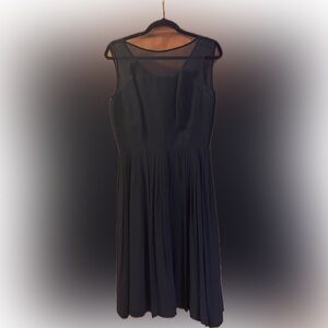 Elegant Black Sleeveless Dress